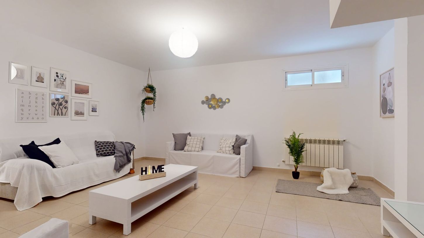 despues home staging piso cuatro dormitorios en valdemoro